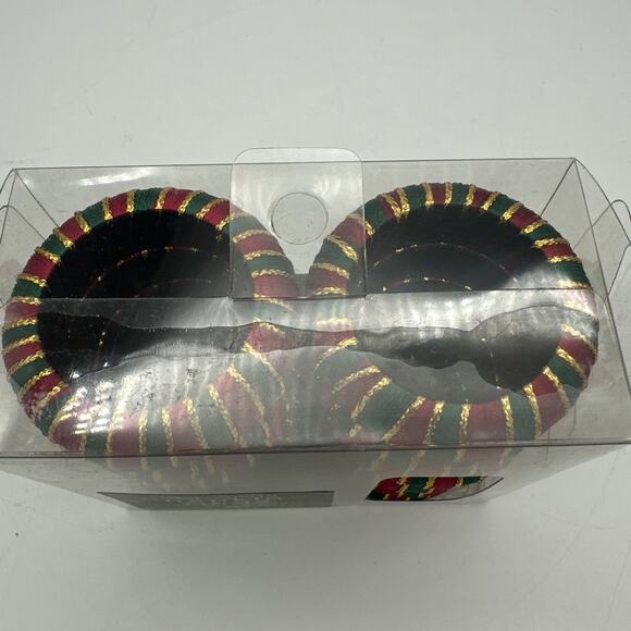 Red Yarn Wrap Red Green & Gold Christmas Napkin Rings Set of 12 - Picture 3 of 3